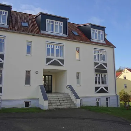 Familienfreundliche Seeschwalbe In Koserow